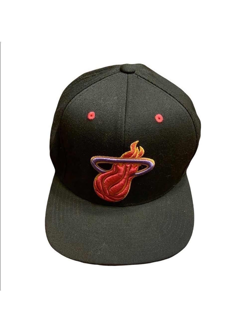 Miami heat basketball NBA snapback Mitchell & Ness highlighter pop hat! Like new